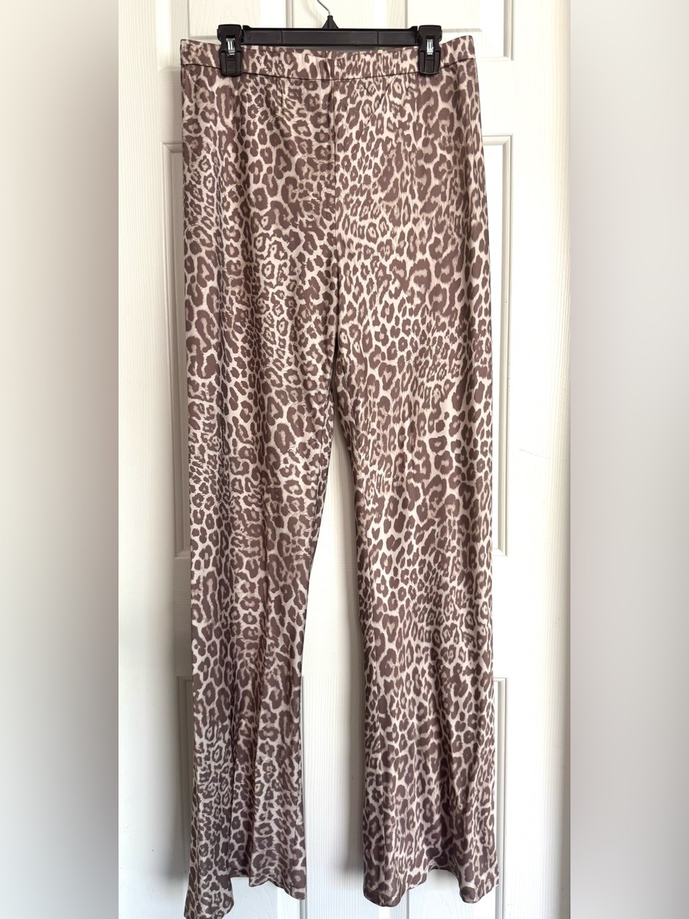 NWOT &Other Stories Leopard Pull On Satin Wide Leg Pants Taupe Beige US 10 - Picture 2 of 10
